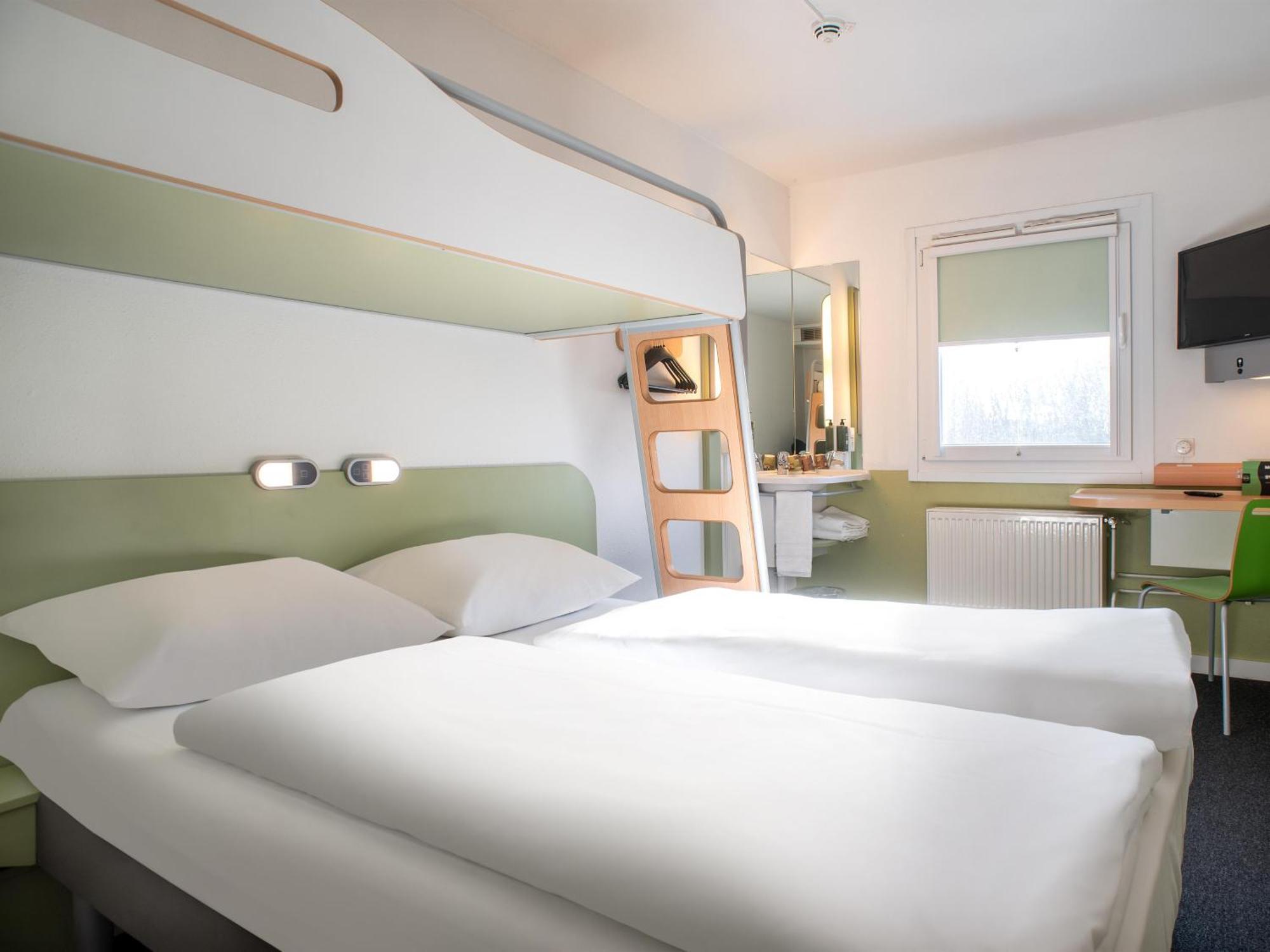 B&B Hotel Rostock-Broderstorf المظهر الخارجي الصورة