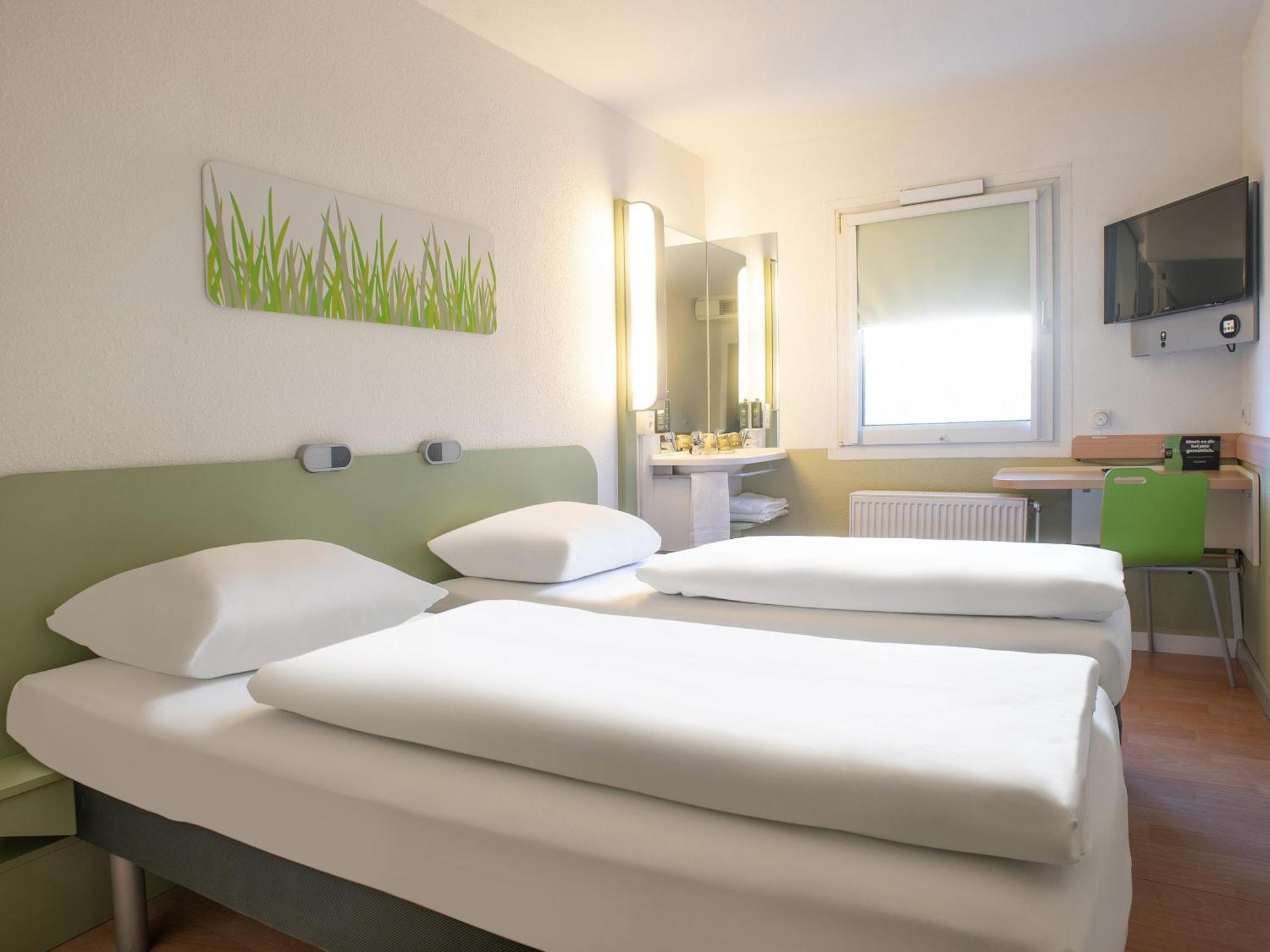 B&B Hotel Rostock-Broderstorf المظهر الخارجي الصورة